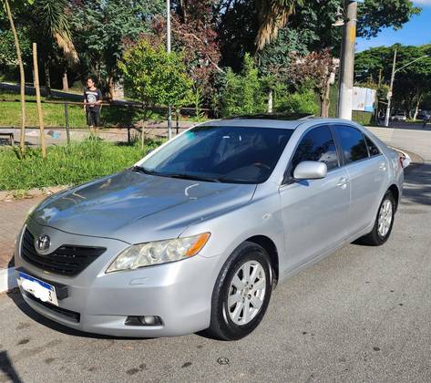 TOYOTA CAMRY 3.5 XLE V6 24V GASOLINA 4P AUTOMÁTICO